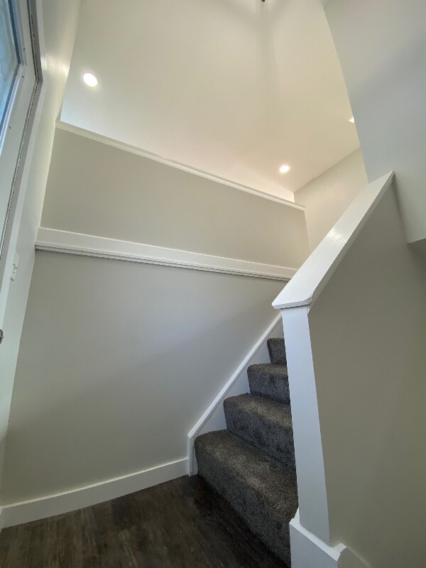 Foto del edificio - 7604 Aster Dr