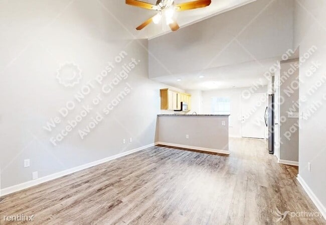 Building Photo - 2 br, 2.5 bath House - 160 Lossie Ln