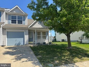 Building Photo - 739 Rothwell Dr