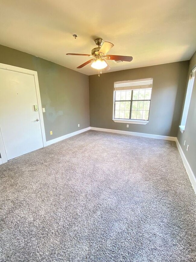 Foto del edificio - bed 1 bath in Paseo District