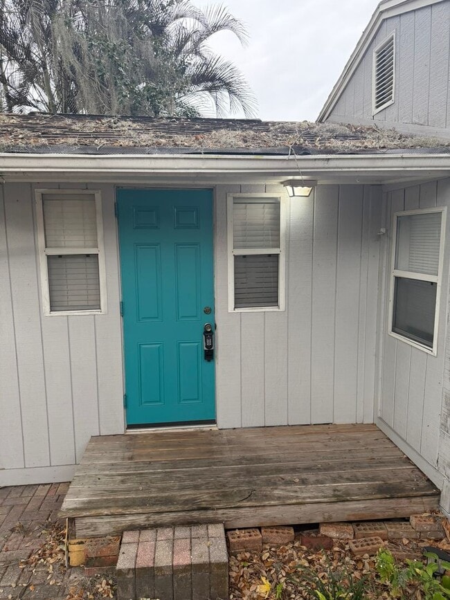 Photo - 1233 Virginia Dr House