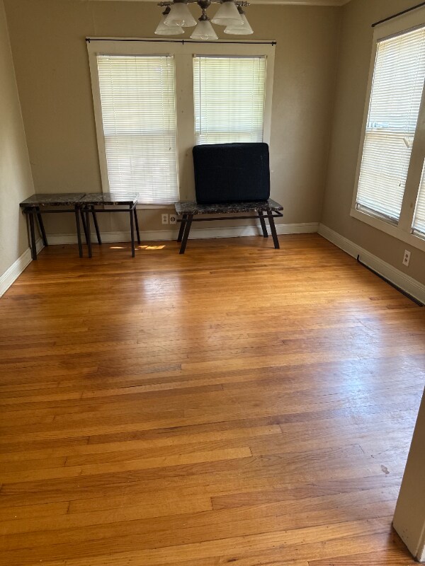 Foto principal - 237 E Ratcliff St