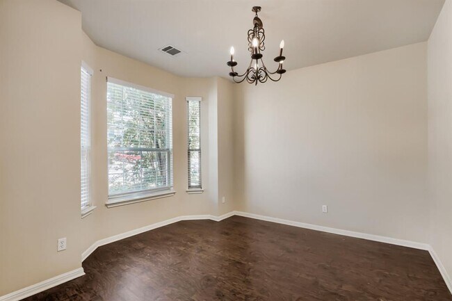Foto del edificio - 9632 Morgan Creek Dr