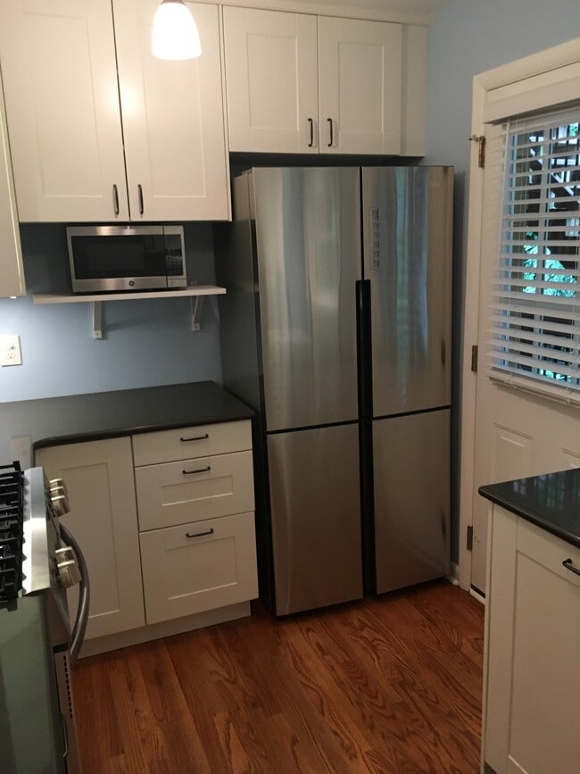 Building Photo - 1010 Scott Blvd