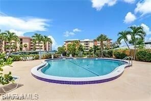 Foto del edificio - 200 Pebble Beach Blvd