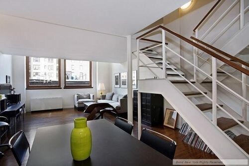 Building Photo - 247 W 87th St
