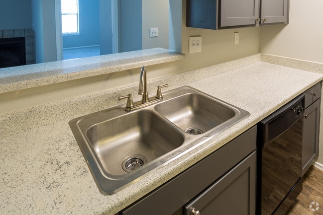 2BR, 2BA - Parkland - Timber Hollow