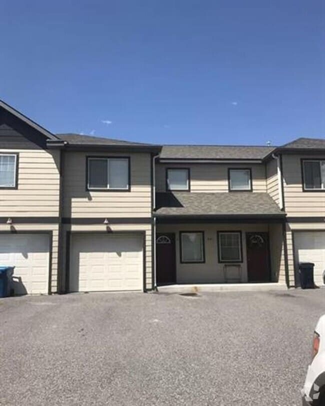 Building Photo - 941 Saxon Way