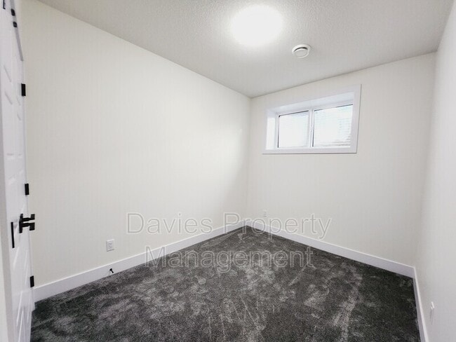 Building Photo - 22425-2283a 83A Ave NW