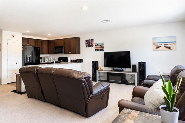 Building Photo - 193 Gypsum Vly