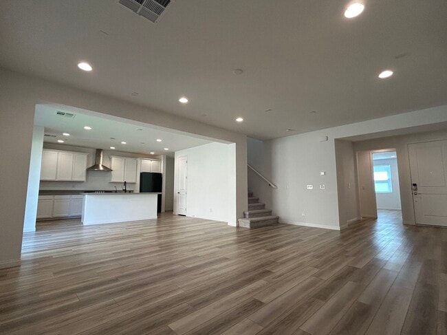 Building Photo - 8835 Principato St