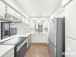 Building Photo - 543 Georgetown Pl