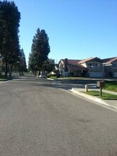 Building Photo - 16416 Redwood Dr