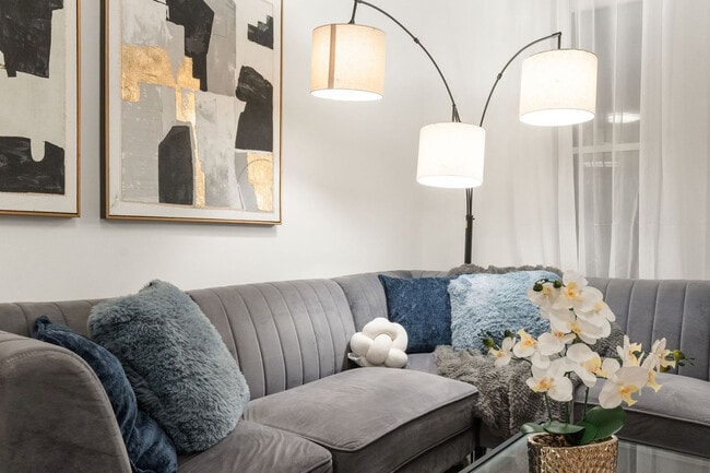 Foto del edificio - 618 W Patterson Ave