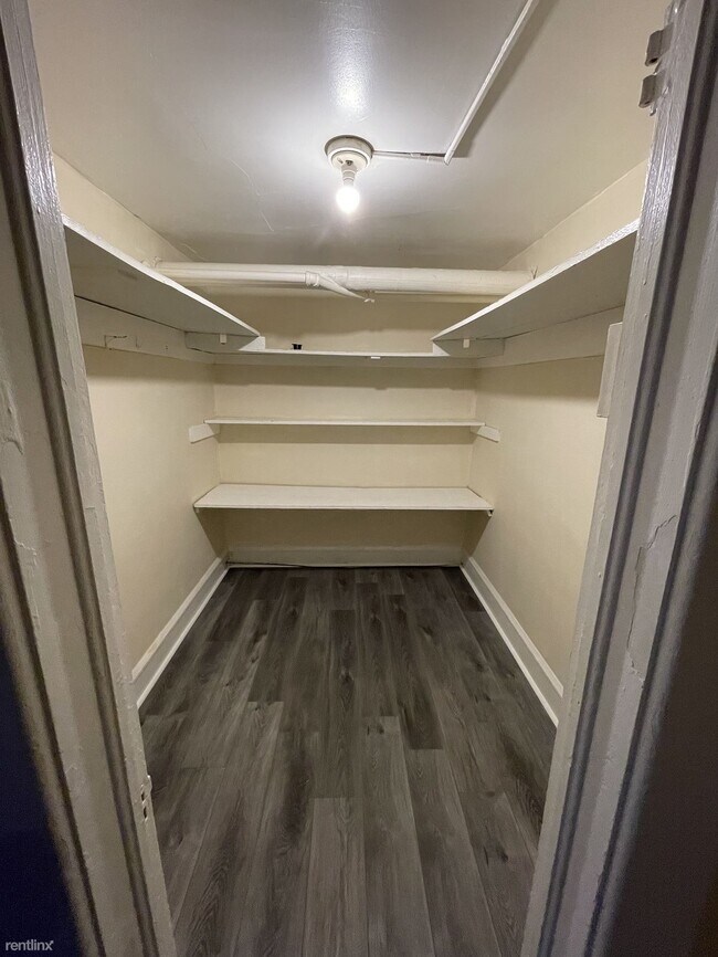 Building Photo - 1 br, 1 bath House - 218 Steward Ave Apt L