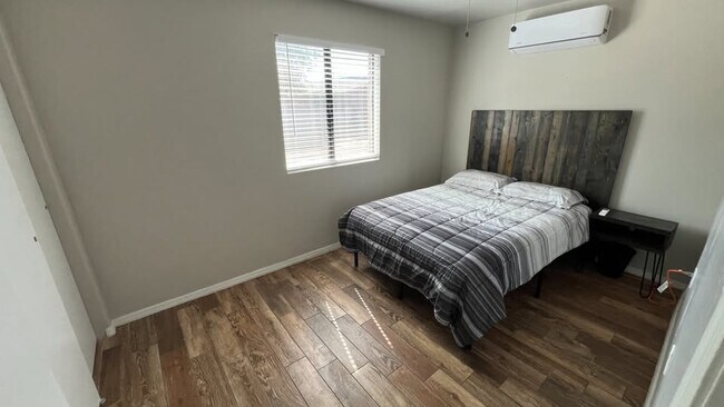 Foto del edificio - 3645 W Hadley St