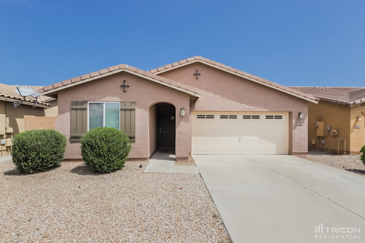 Primary Photo - 1502 E Mayfield Dr