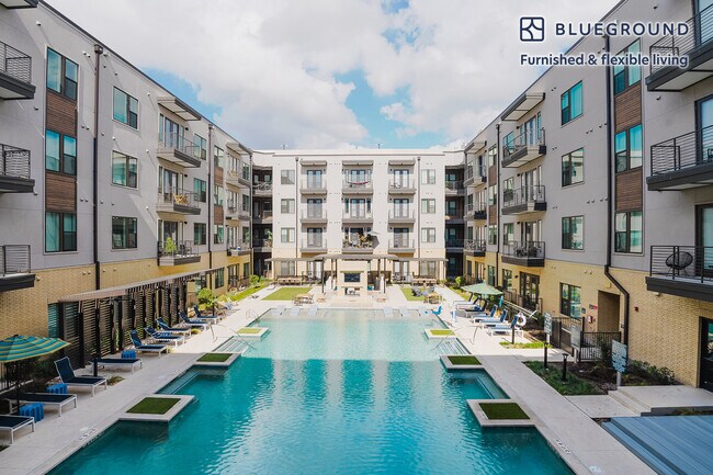 Building Photo - 212 W Highland Mall Blvd