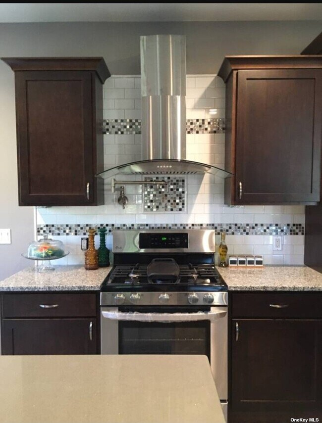 Foto del edificio - 4 Welsley Ln