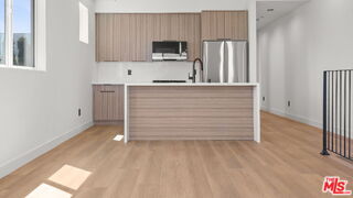 Foto del edificio - 10844 Peach Grove St