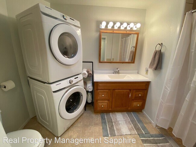 Building Photo - 1 br, 1 bath House - 3979 Stevensville Riv...