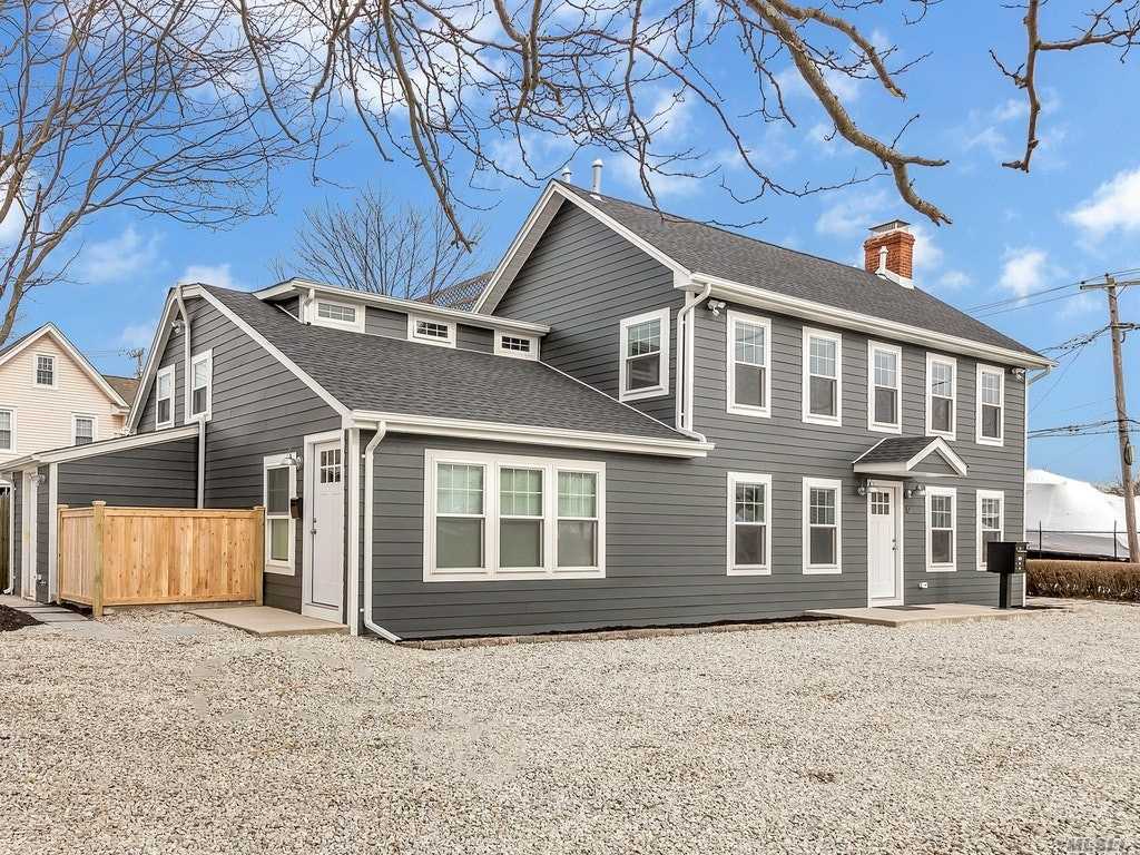 10 Shore Rd, Babylon, NY 11702 Room for Rent in Babylon, NY