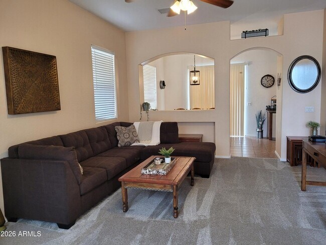 Foto del edificio - 785 W Azure Dr