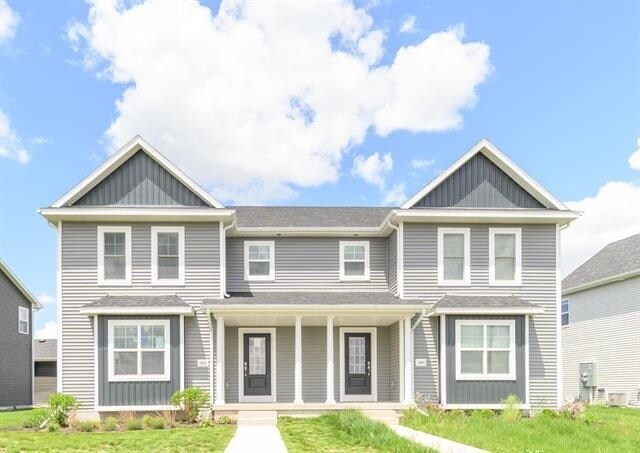 Foto principal - 1674 Happy Trails Rd