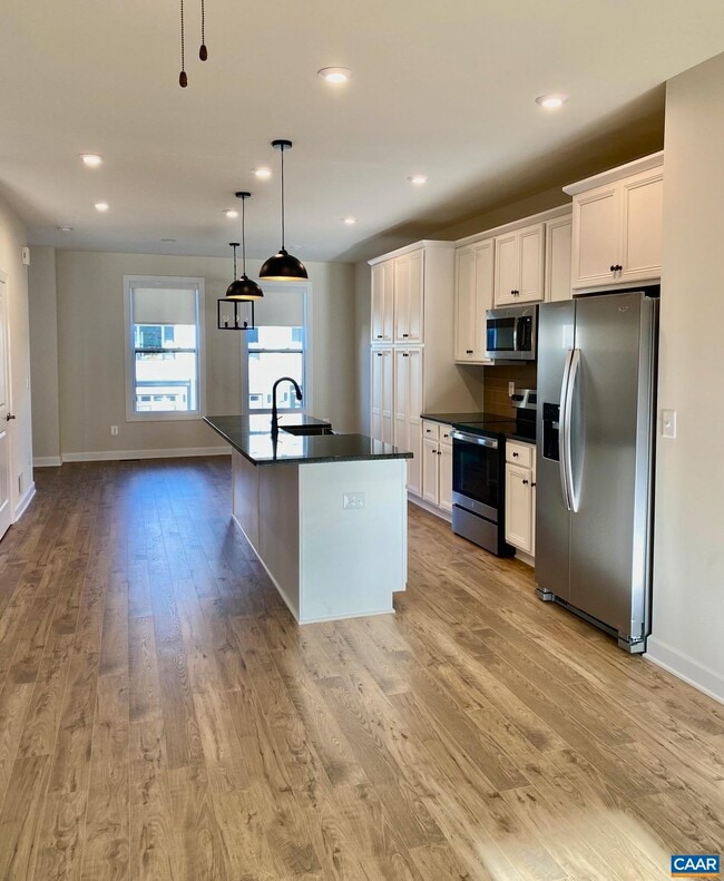 Foto del edificio - 2254 Fowler Cir