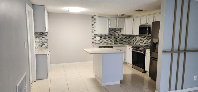 Building Photo - 3429 Wilson Dr