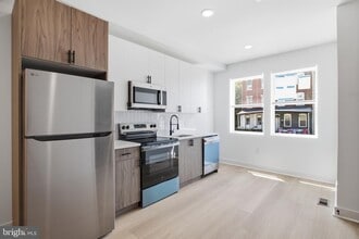 Building Photo - 3931 Fairmount Ave