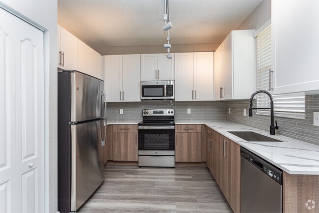 Interior Photo - The Falls of Portofino