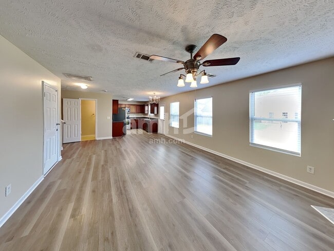 Building Photo - 3404 Boxelder Way