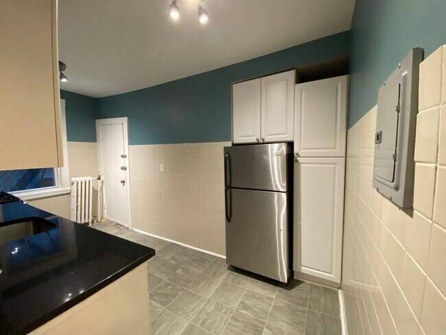 Foto del edificio - Bright & Spacious Brighton 3-bed Near B, C...