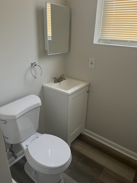 Foto del edificio - 1731 E 25th St