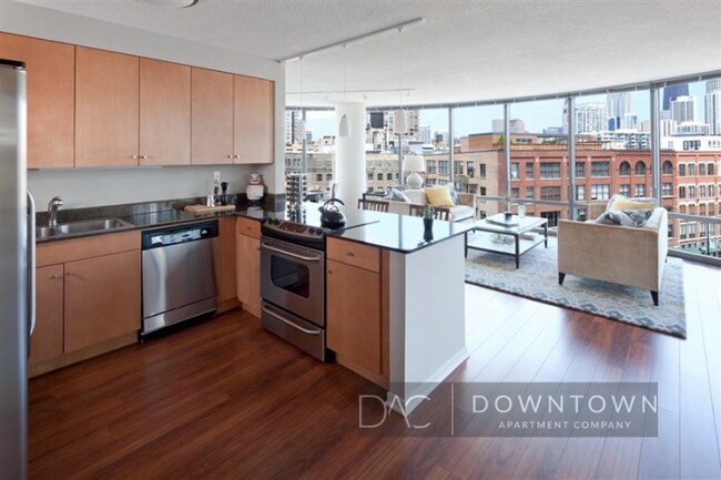 Foto del edificio - 500 N Kingsbury St