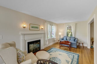 Building Photo - 199 Massachusetts 129-SI ID1631122P