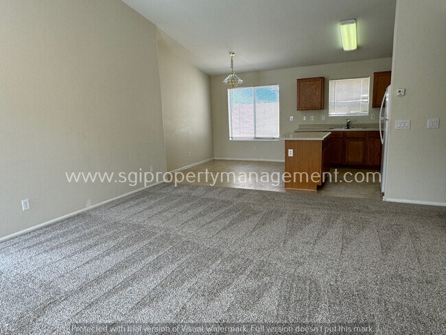Foto del edificio - 41565 W Sunland Dr