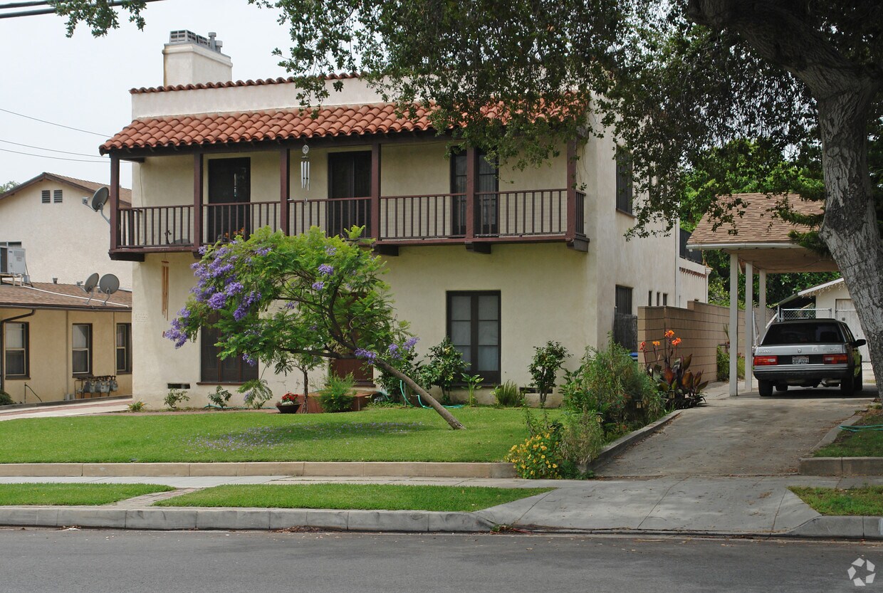 Primary Photo - 45 Grand Oaks Ave