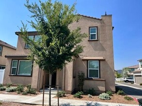 Building Photo - 40493 Birchfield Dr