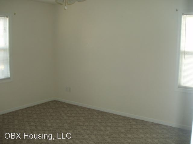 Building Photo - 3 br, 2 bath House - 101 Queen Mary Court