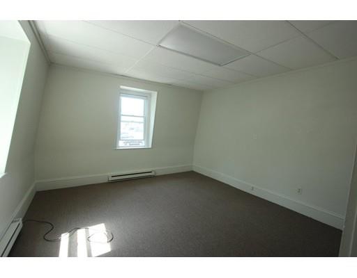Foto del edificio - 70 Emmons St