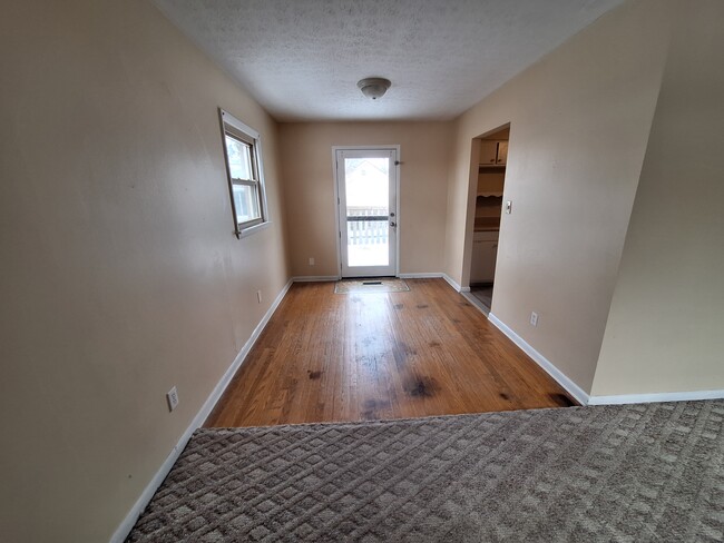 Dining Room off LR - 4007 Dellafay Dr