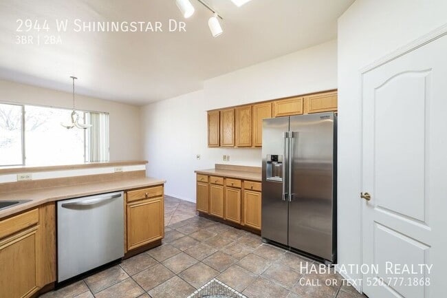 Foto del edificio - 2944 W Shiningstar Dr