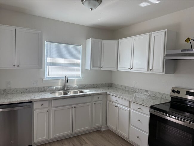 Foto del edificio - 815 17th Ave N