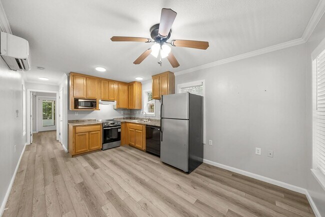 Foto del edificio - 1721 County Hwy 83A W