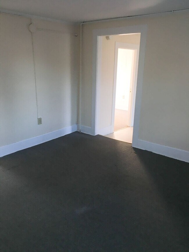 Building Photo - 86-92 Archibald Street