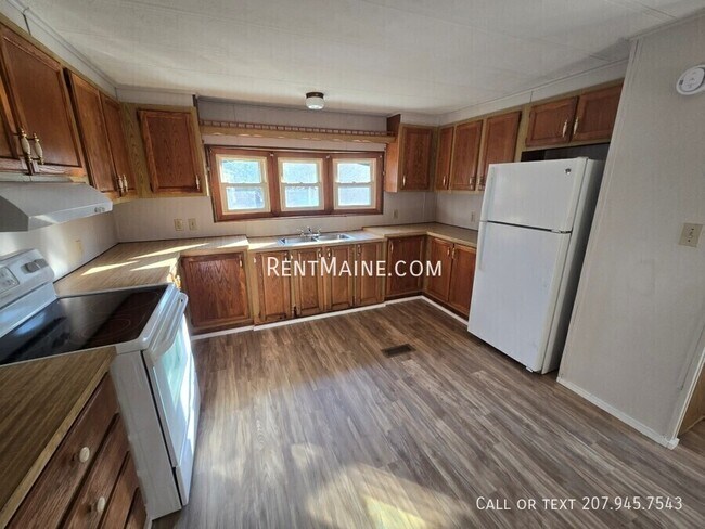 Building Photo - 15 Sweet Fern Dr