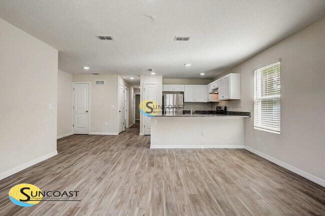 Building Photo - 11485 Oakfield Ct