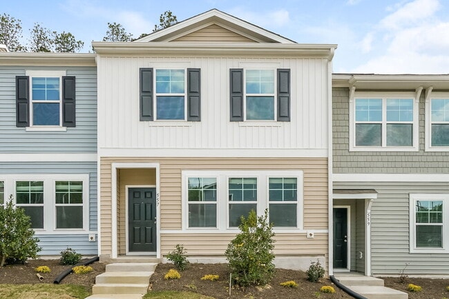 Building Photo - 557 Landing View Dr